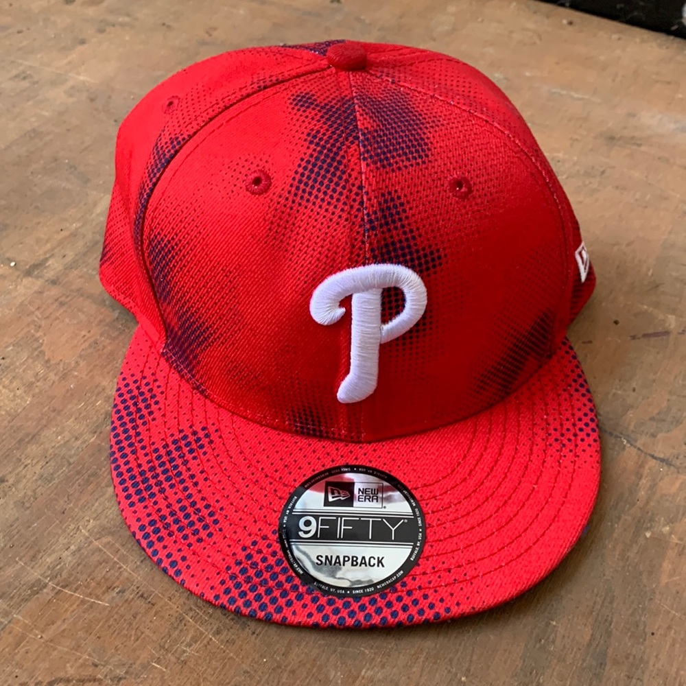 New Era 9Fifty snap-back Phillies cap. Never worn